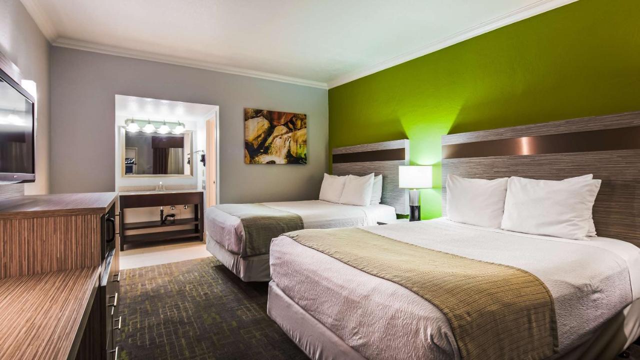 Best Western Innsuites Phoenix Hotel & Suites Exteriér fotografie